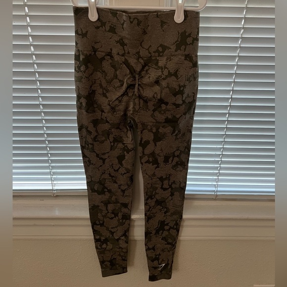 Gymshark Leggings - Animal Print - Picture 2 of 2